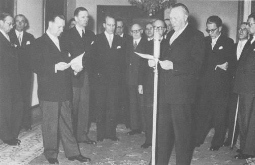 Bonn K benhavn Adenauer taler 4